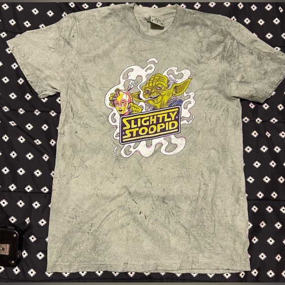 Comfort Colors Tops - Comfort Colors yoda green Gray slightly stoopid T-Shirt-Size xs/s